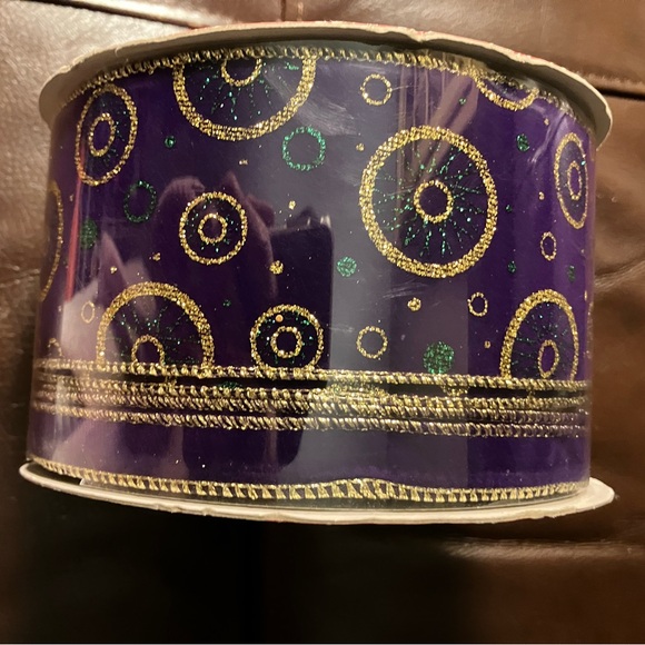 NEW ROLL OF WIRE EDGE PURPLE/GOLDEN CHRISTMAS  RIBBON 50 Yards 4” - Picture 1 of 4